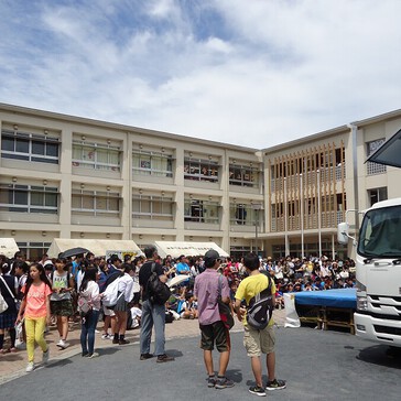 2016年6月25・26日横浜緑ヶ丘高校の学園祭にエコーロジテムステージトラック...